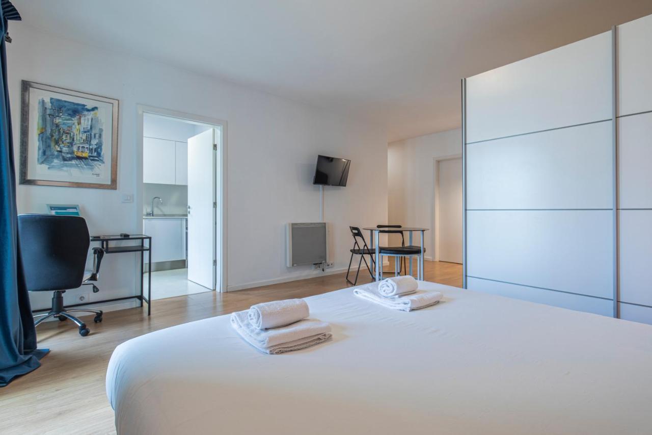 Bright & Comfy Flat In Lisbon By Lovelystay Ngoại thất bức ảnh