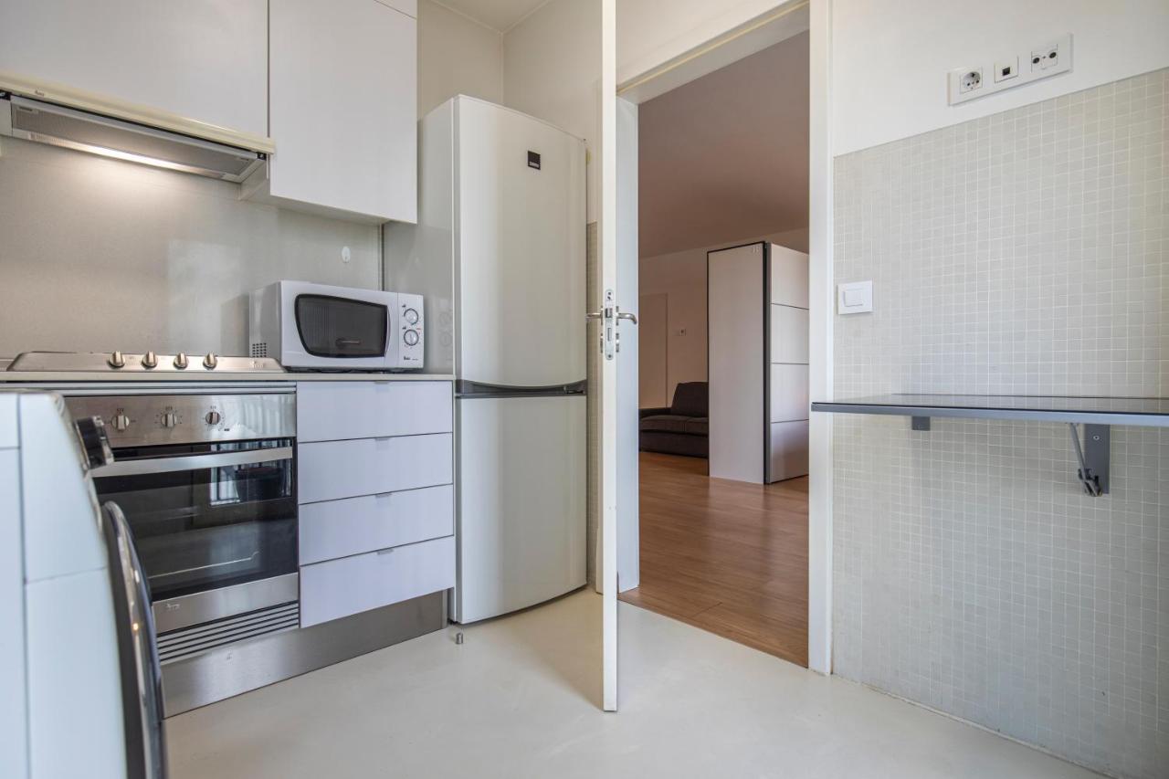 Bright & Comfy Flat In Lisbon By Lovelystay Ngoại thất bức ảnh